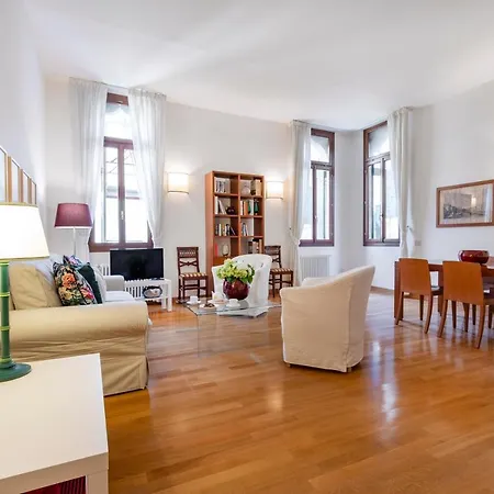Ca Jole San Marco Apartment M02704210223 Venice Exterior photo